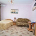 Четырехместный (Четырехместный), Отель Круиз