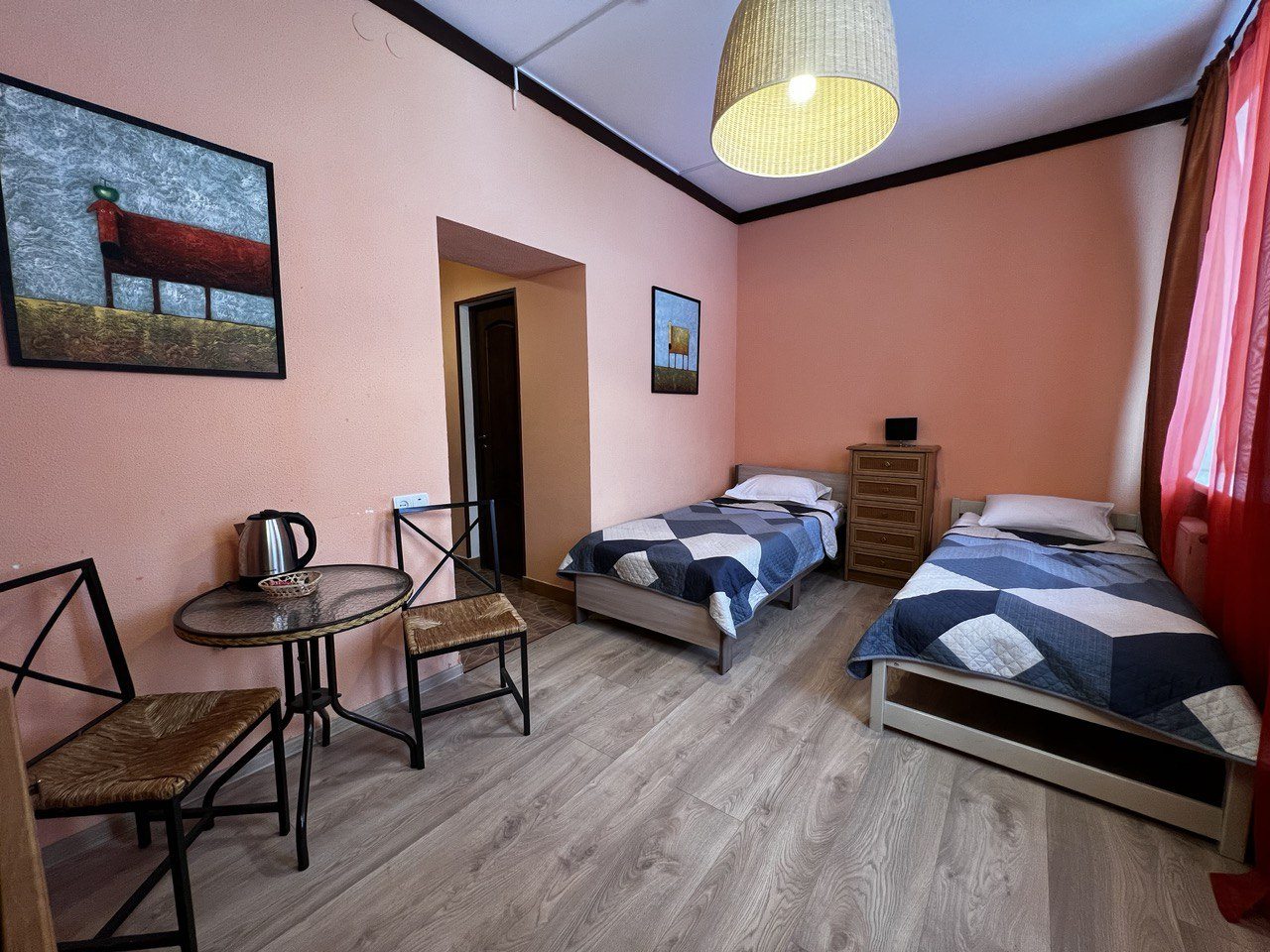 Двухместный (Двухместный номер с 2 раздельными кроватями) апарт-отеля Масаи-мара, Валдай, Новгородская область