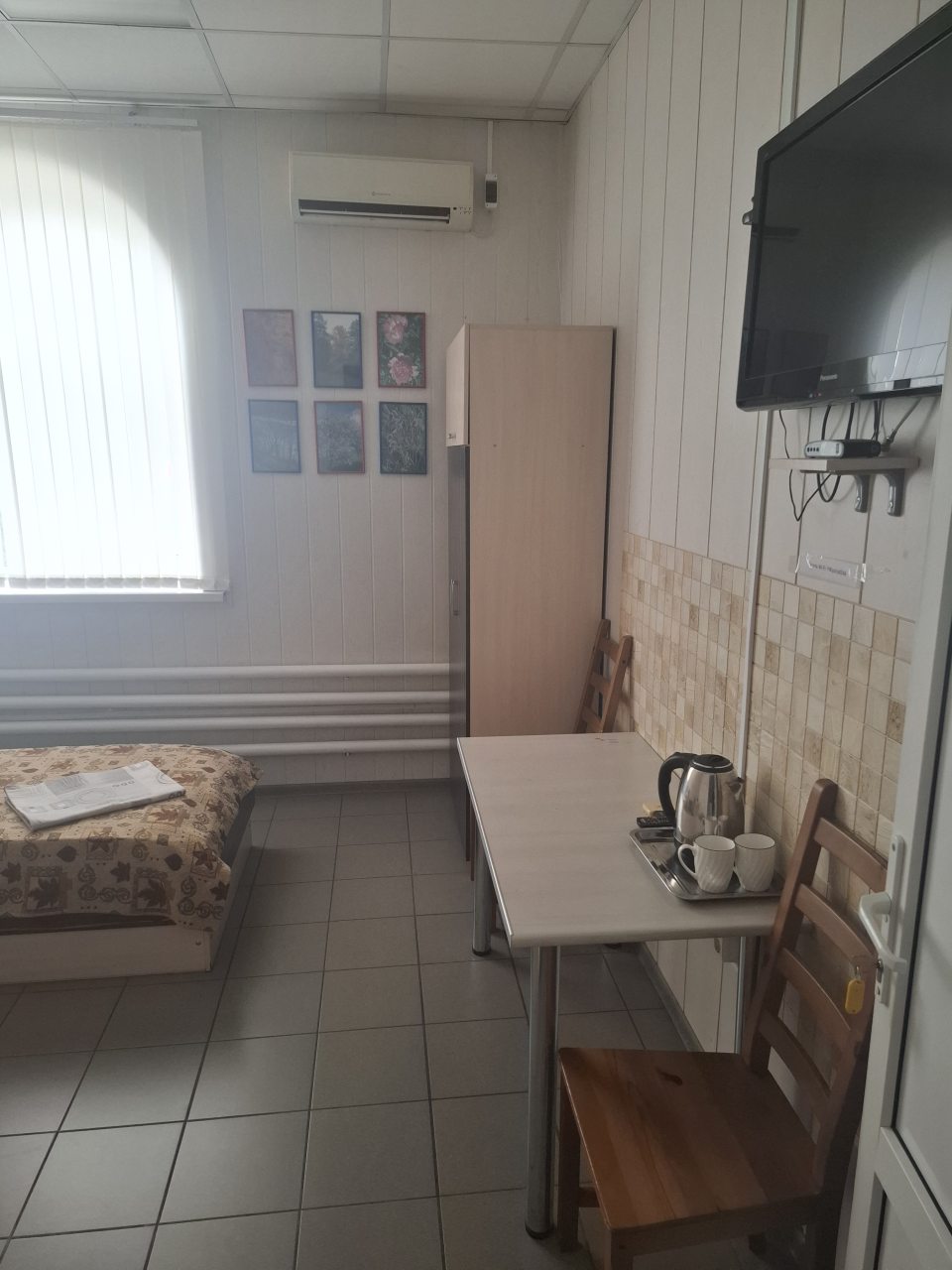 Двухместный (Двухместный), Гостиница Гепард