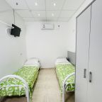 Двухместный (Комната с раздельными кроватями (без окна)), Хостел Sunny Sochi Hostel