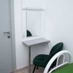 Двухместный (Комната с раздельными кроватями (без окна)), Хостел Sunny Sochi Hostel