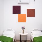 Двухместный (Комната с раздельными кроватями (без окна)), Хостел Sunny Sochi Hostel