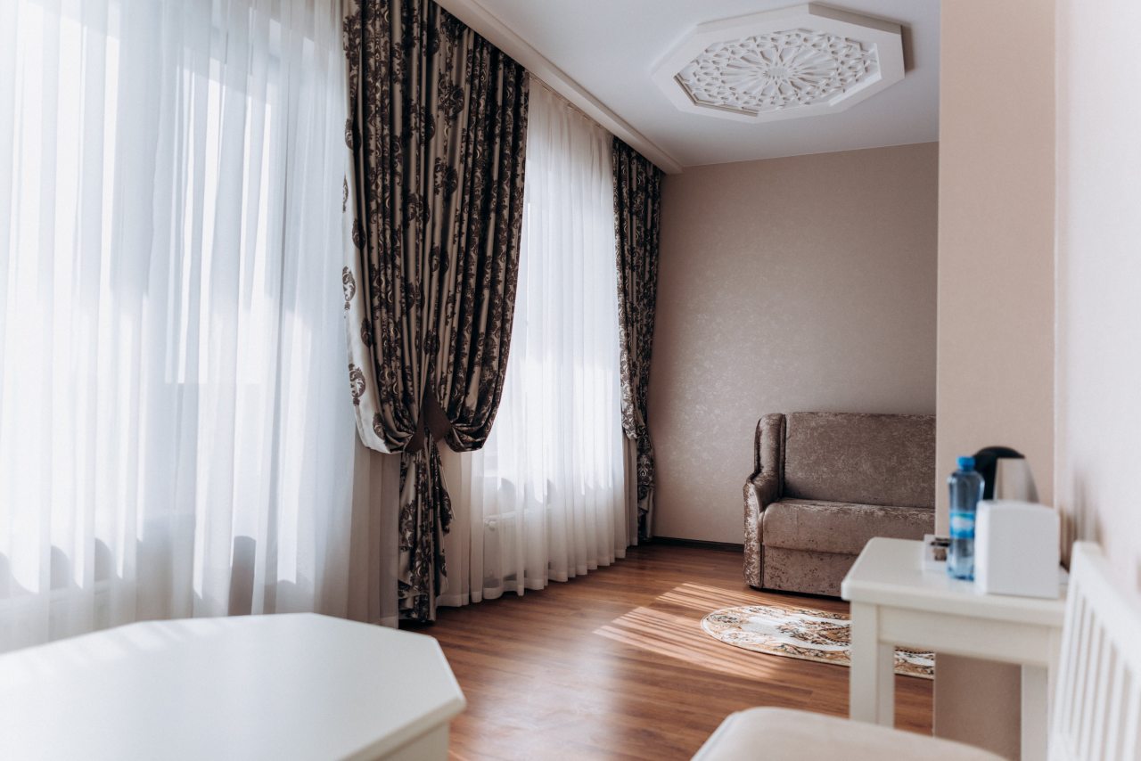 Полулюкс (Полулюкс), Гостевой дом Алие