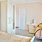 Трехместный (3х местный стандартный номер), Гостевой дом Надежда