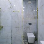 Трёхместный и более (Люкс 301), Отель Gold City