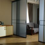 Трёхместный и более (Люкс 301), Отель Gold City