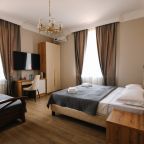 Трёхместный и более (Стандарт 401), Отель Gold City