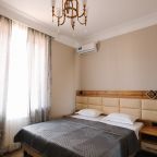 Трёхместный и более (Стандарт 402), Отель Gold City