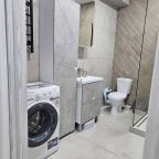 Апартаменты (Апартаменты с кухней корпус Монако 102 5-местные 2-комнатные), Гостевой дом Madisson Rodina