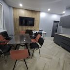 Апартаменты (Трёхкомнатные апартаменты. Вместимость 6-8 человек. Корпус Марио 2), Гостевой дом Madisson Rodina