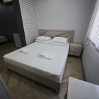 Апартаменты (Трёхкомнатные апартаменты. Вместимость 6-8 человек. Корпус Марио 2), Гостевой дом Madisson Rodina