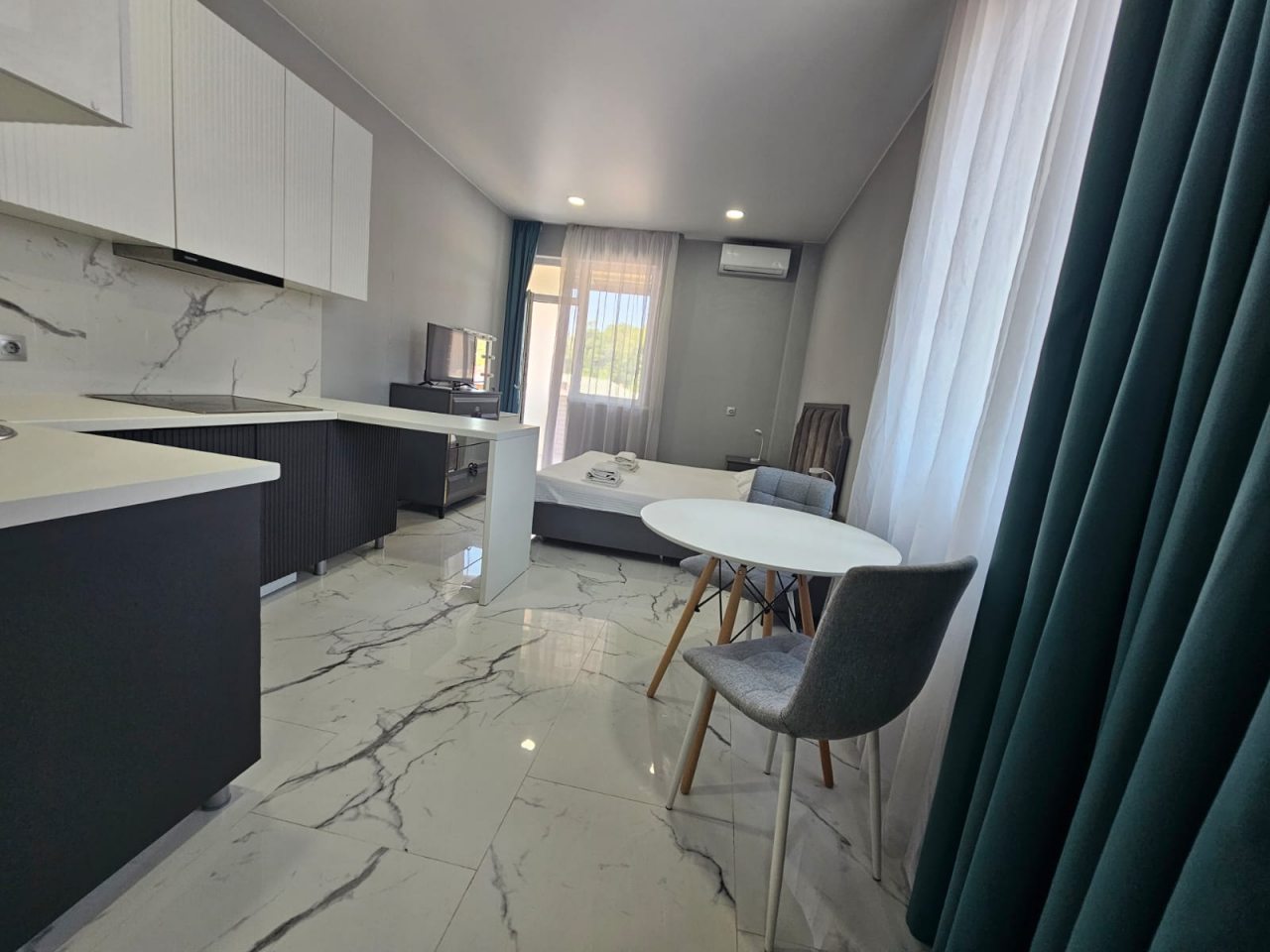 Апартаменты (Апартаменты с кухней. Корпус Марио 11), Гостевой дом Madisson Rodina