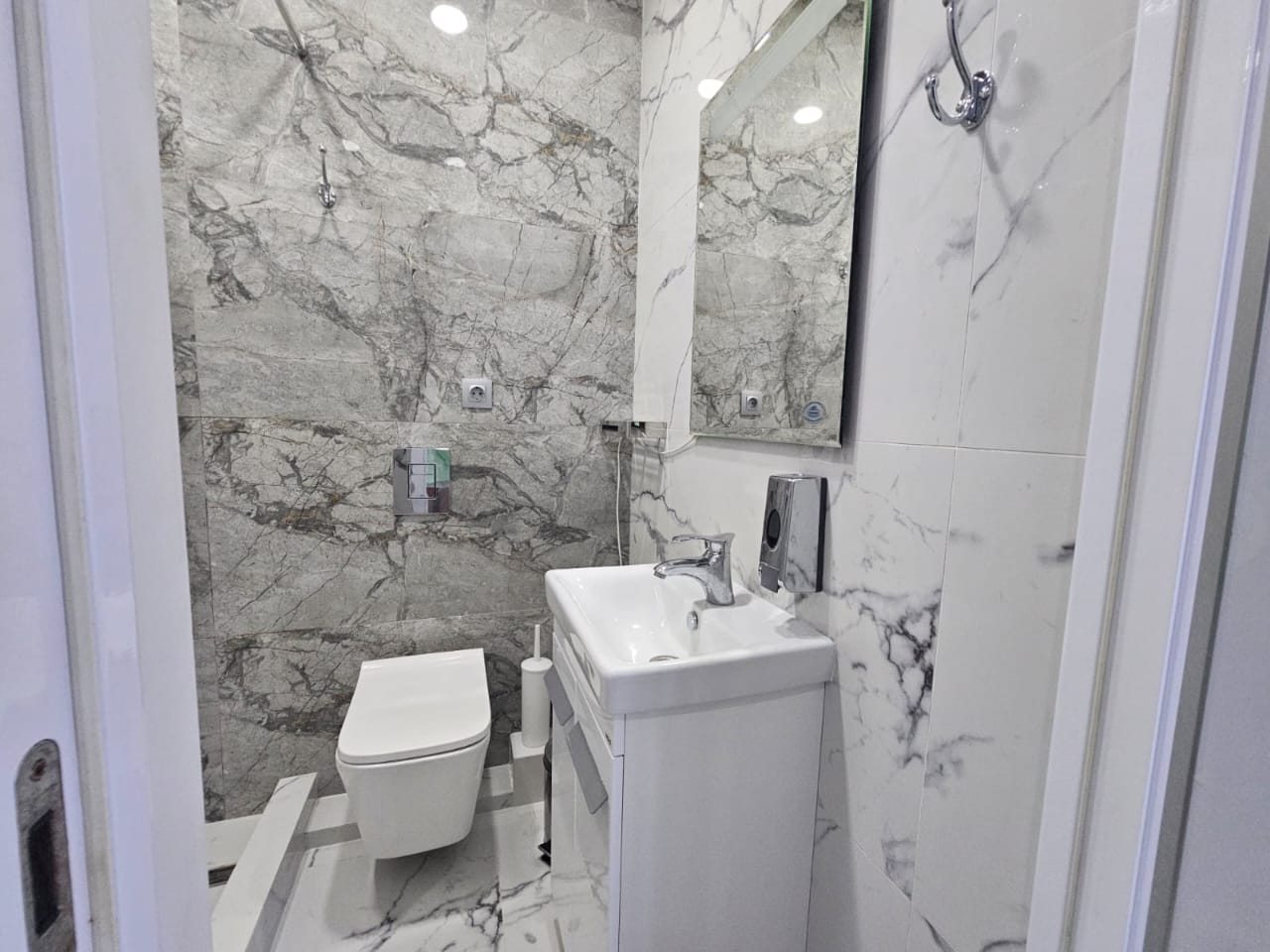 Апартаменты (Апартаменты с кухней. Корпус Марио 11), Гостевой дом Madisson Rodina