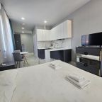 Апартаменты (Апартаменты с кухней. Корпус Марио 11), Гостевой дом Madisson Rodina
