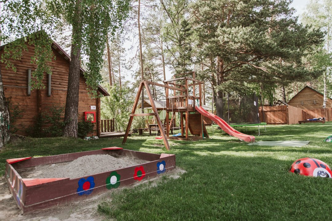 Детская площадка, Отель Altay Bereg