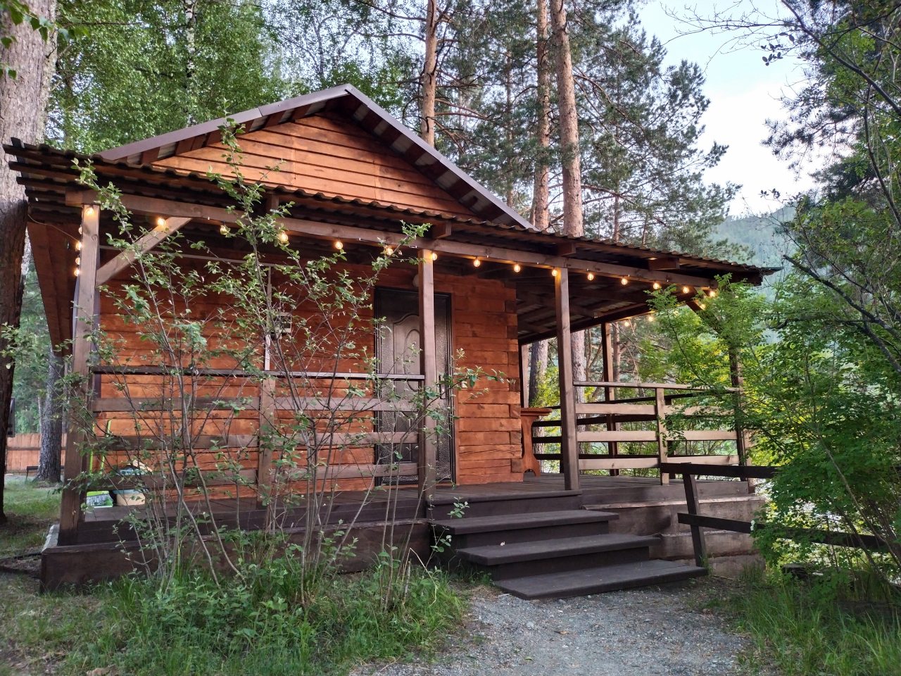 Апартаменты (Катунь), Отель Altay Bereg