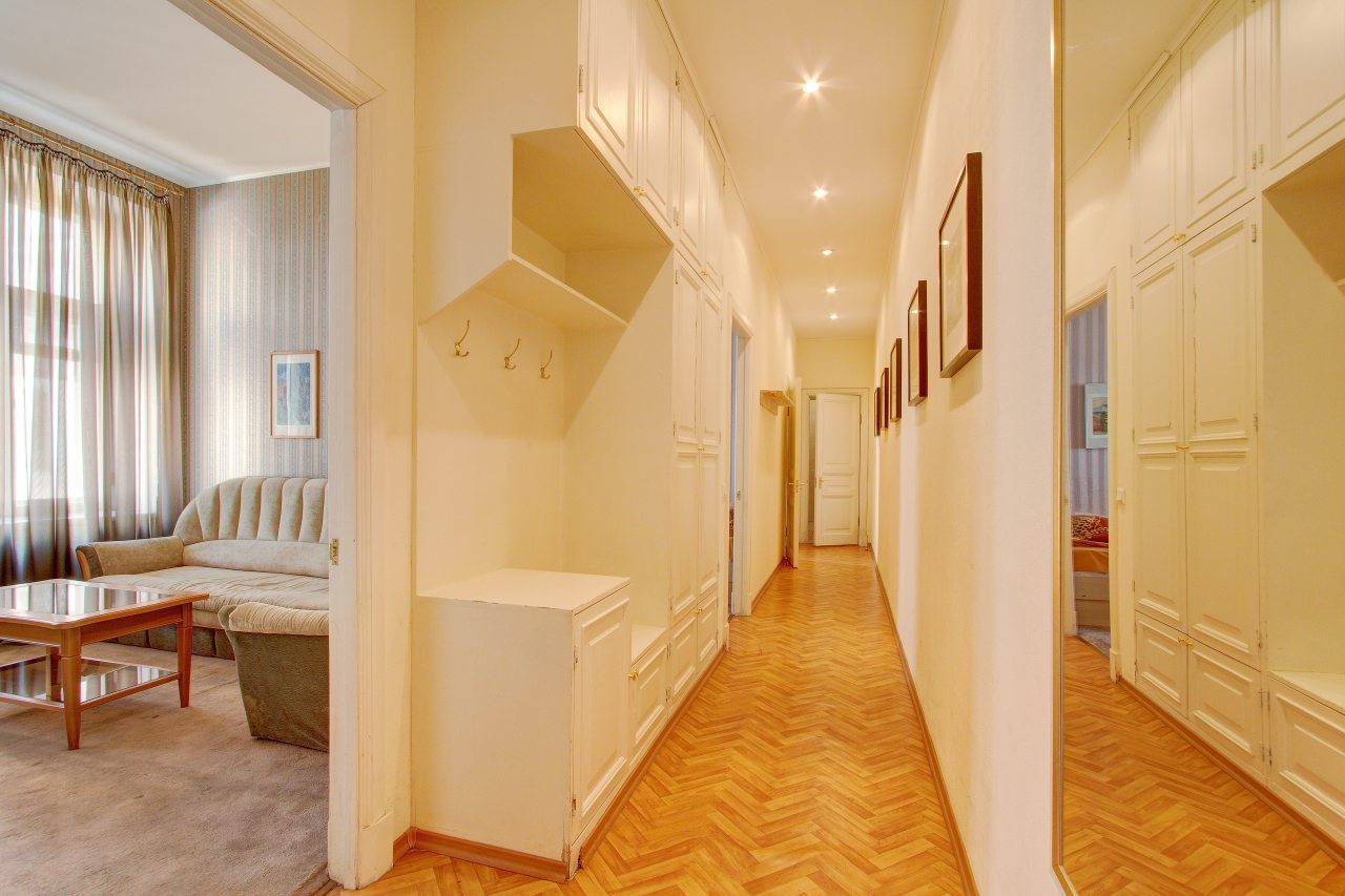 Апартаменты (Апартаменты с одной спальней Итальянская ул. 29), STN Апартаменты на Невском 60