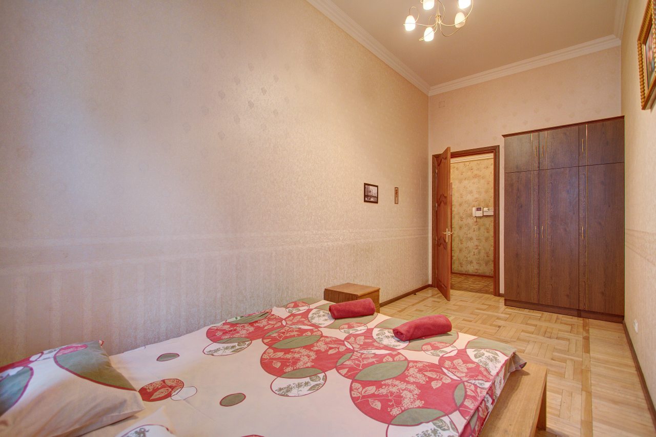 Апартаменты (Апартаменты с двумя спальнями на Караванной улице 24/26), STN Апартаменты на Невском 60