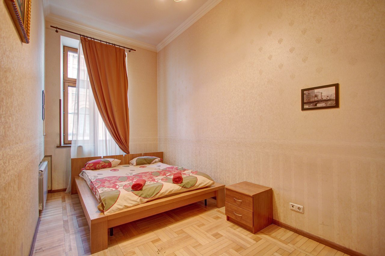 Апартаменты (Апартаменты с двумя спальнями на Караванной улице 24/26), STN Апартаменты на Невском 60