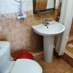 Трёхместный и более (Семейный трехкомнатный), Мини-отель Утёс