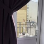 Трехместный (Стильная Однокомнатная квартира с балконом на Пестова, 17 «А».), Апартаменты Однокомнатная квартира на Пестова 17А
