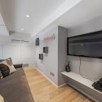 Апартаменты (SmartHost Арбат Hi-Tec двухуровневые для 6-х), VIP Апартаменты на Н.Арбате - 26 этаж