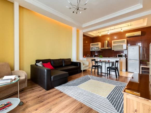 Апартаменты RentalSPb на Кирочной, Санкт-Петербург