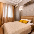 Двуспальная кровать