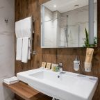 Двухместный (Улучшенный номер с балконом), Отель GREENGATE HOTEL&SPA