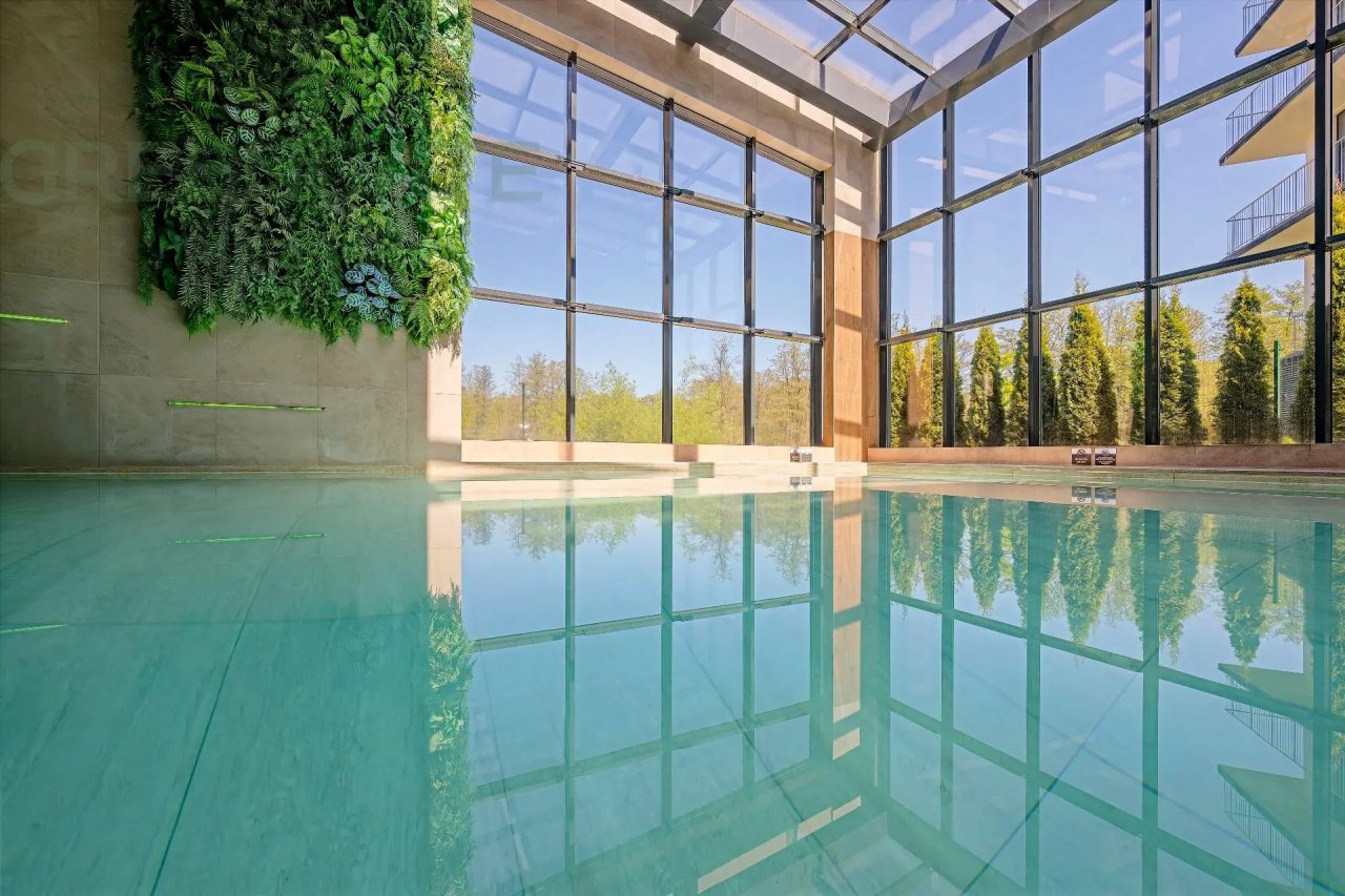 Улучшенный (Улучшенный номер с одной большой кроватью ПРОМО), Отель GREENGATE HOTEL&SPA