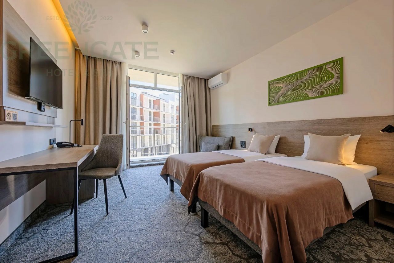 Двухместный (Улучшенный номер с двумя кроватями ПРОМО), Отель GREENGATE HOTEL&SPA