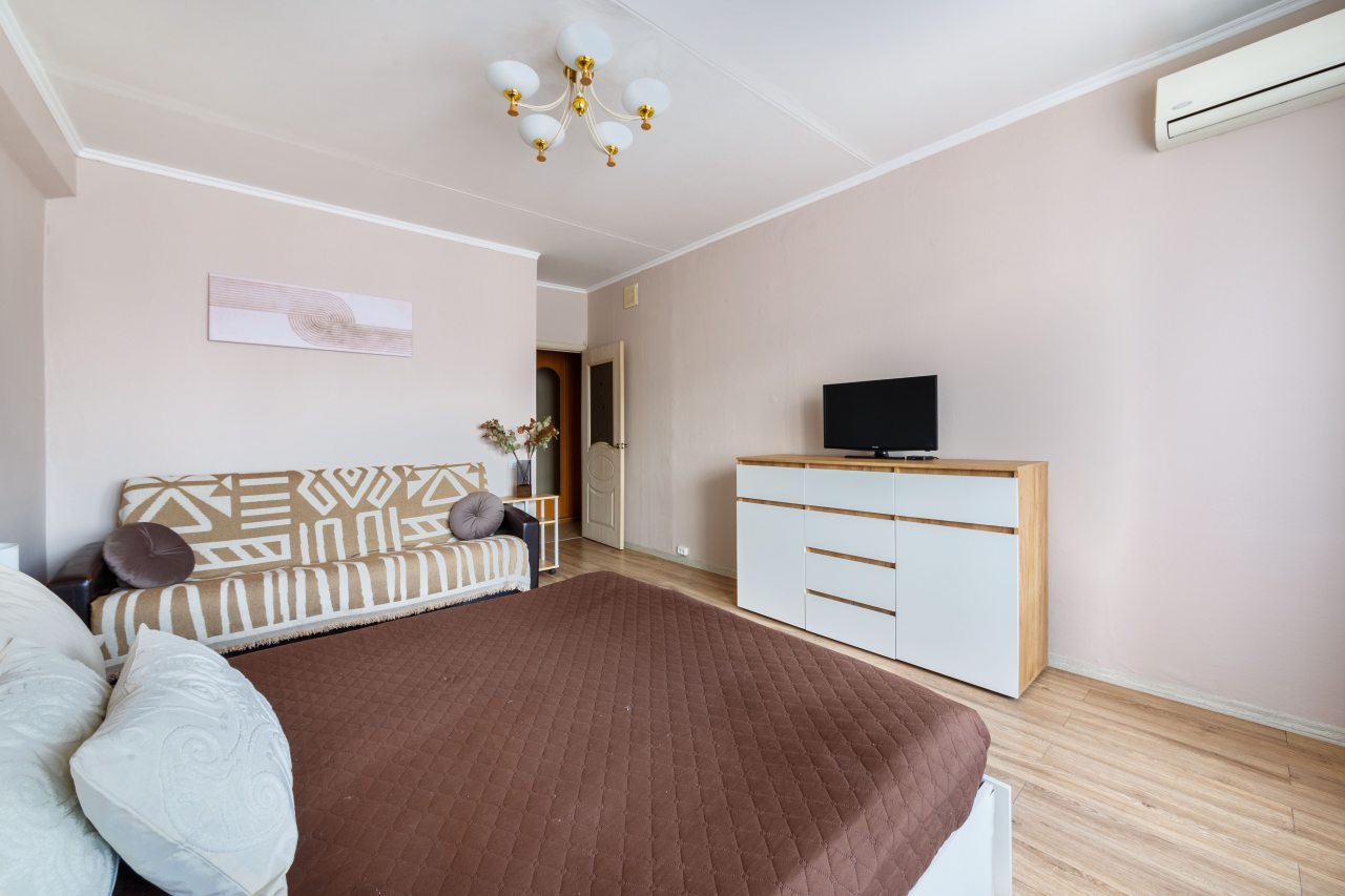 Апартаменты (ApartLux), Apartlux на Бутырской