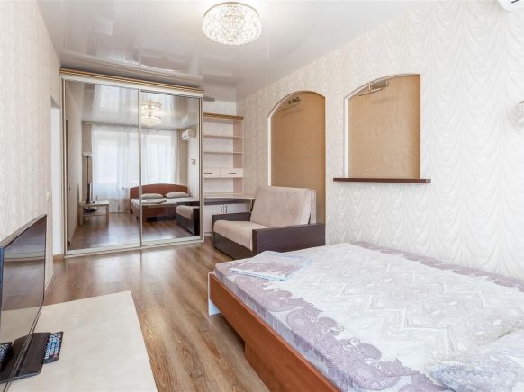 Апартаменты ApartLux на Чаянова, Москва