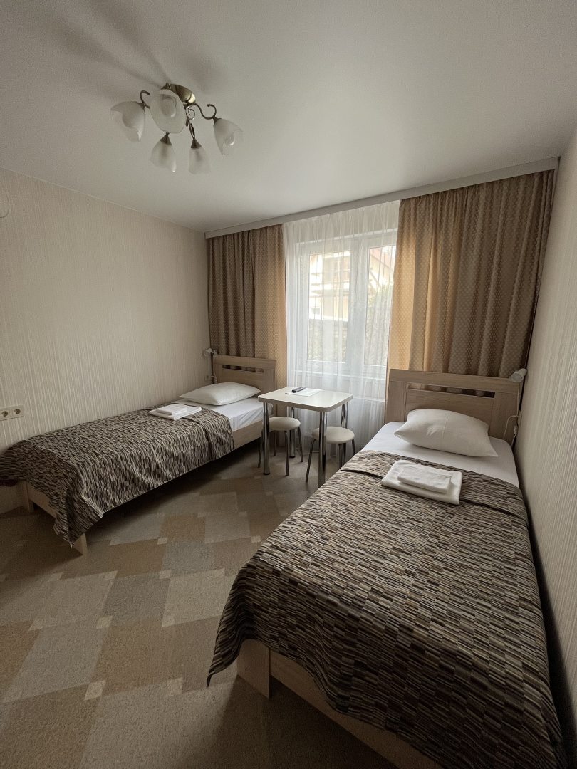 Двухместный (Двухместный номер с двумя кроватями с кухней) гостевого дома Кредо, Кисловодск