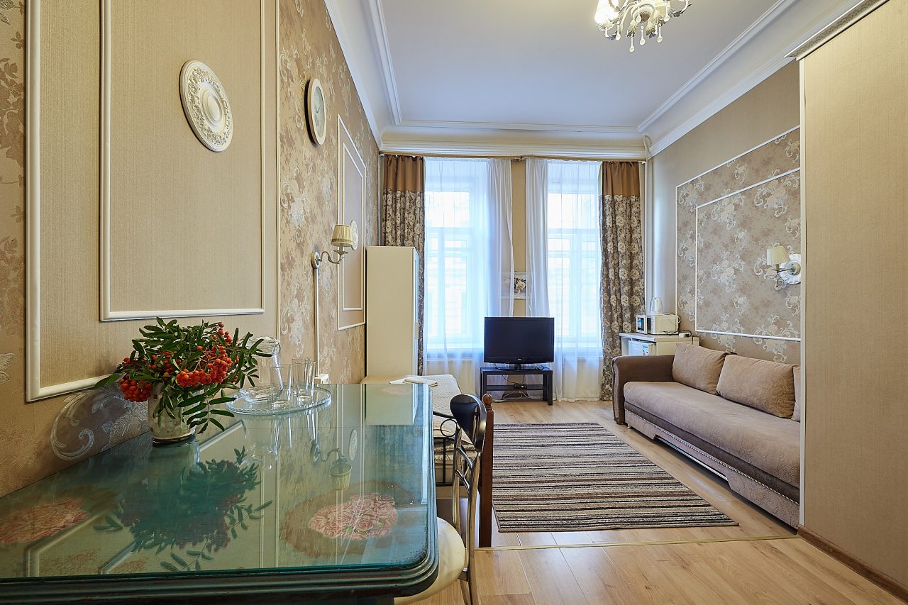 Трехместный (Номер 5) отеля Невский 140, Санкт-Петербург