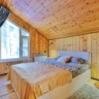 Шале (С 6 спальнями на 15 человек с видом на горы), База отдыха Архыз Сити Софийская поляна