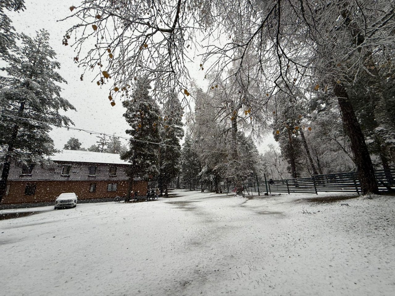 Автостоянка открытая, База отдыха Архыз Сити Софийская поляна