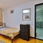 Четырехместный (С раздельными кроватями и собственными удобствами,с телевизором и видом на горы), База отдыха Архыз Сити Софийская поляна