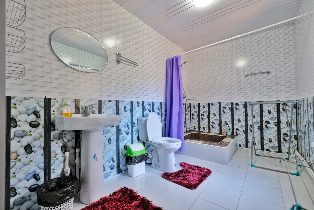 Четырехместный (С раздельными кроватями и собственными удобствами,с телевизором и видом на горы), База отдыха Архыз Сити Софийская поляна