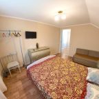 Таунхаус (Квартира с кухней 3), Гостевой дом Фета