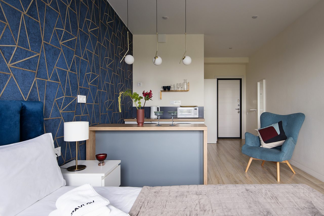 Двухместный (Комфортная студия с панорамными окнами (Синяя)), Апартаменты Pavlov на Уральской