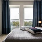 Двухместный (Комфортная студия с панорамными окнами (Синяя)), Апартаменты Pavlov на Уральской