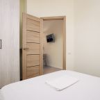 Апартаменты (Адлер, район Олимпийского парка, Тростниковая ул., 35 (133)), Море Апартаментов на Тростниковой 35