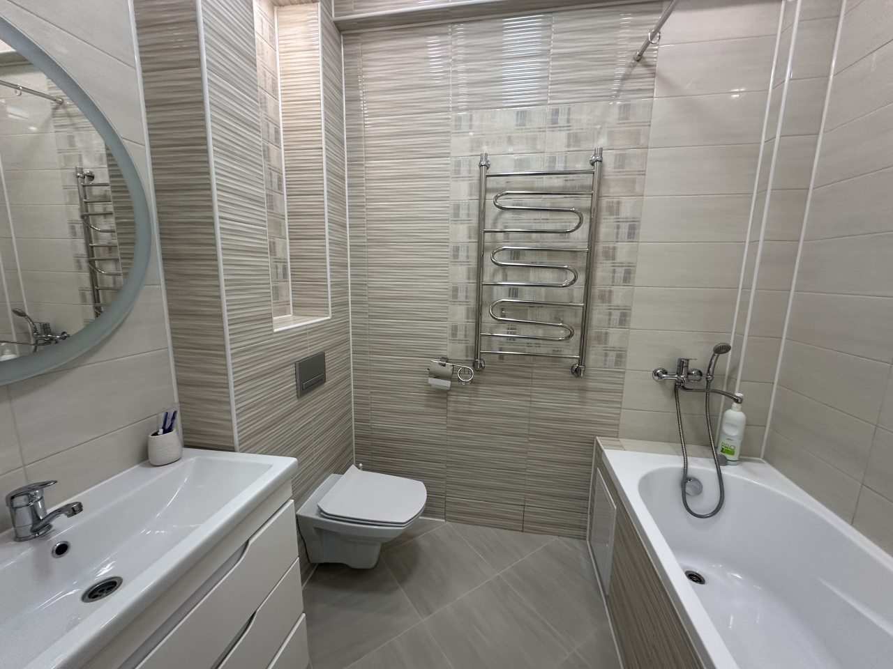Апартаменты (Чкалова 37, кв. 16), Квартира на улицы Чкалова 37