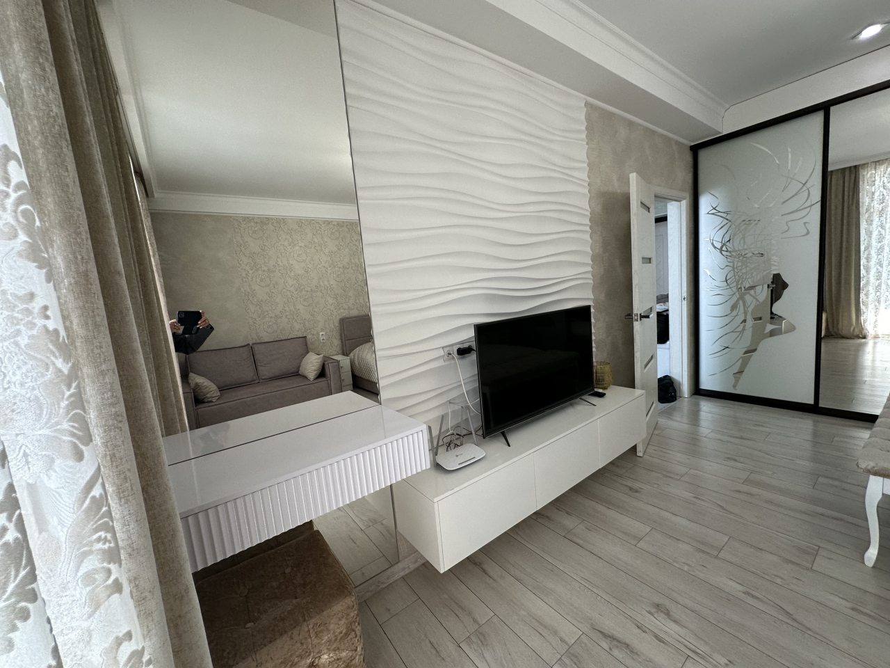 Апартаменты (Чкалова 37, кв. 16), Квартира на улицы Чкалова 37