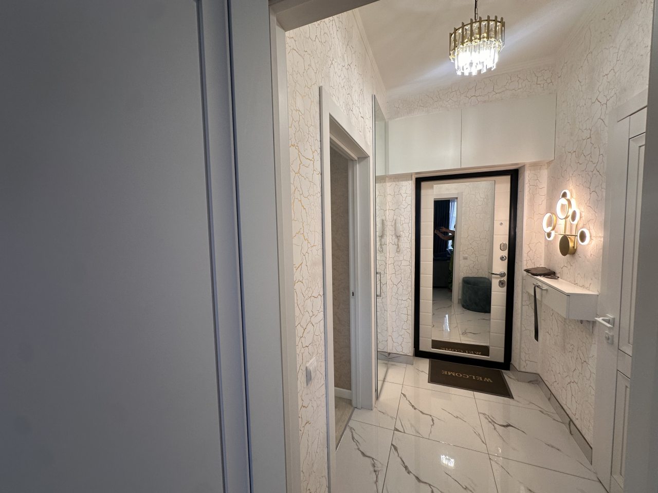 Апартаменты (Люкс Чкалова 37, кв. 127 с видом на гору Змейка), Квартира на улицы Чкалова 37