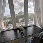Апартаменты (Люкс Чкалова 37, кв. 127 с видом на гору Змейка), Квартира на улицы Чкалова 37