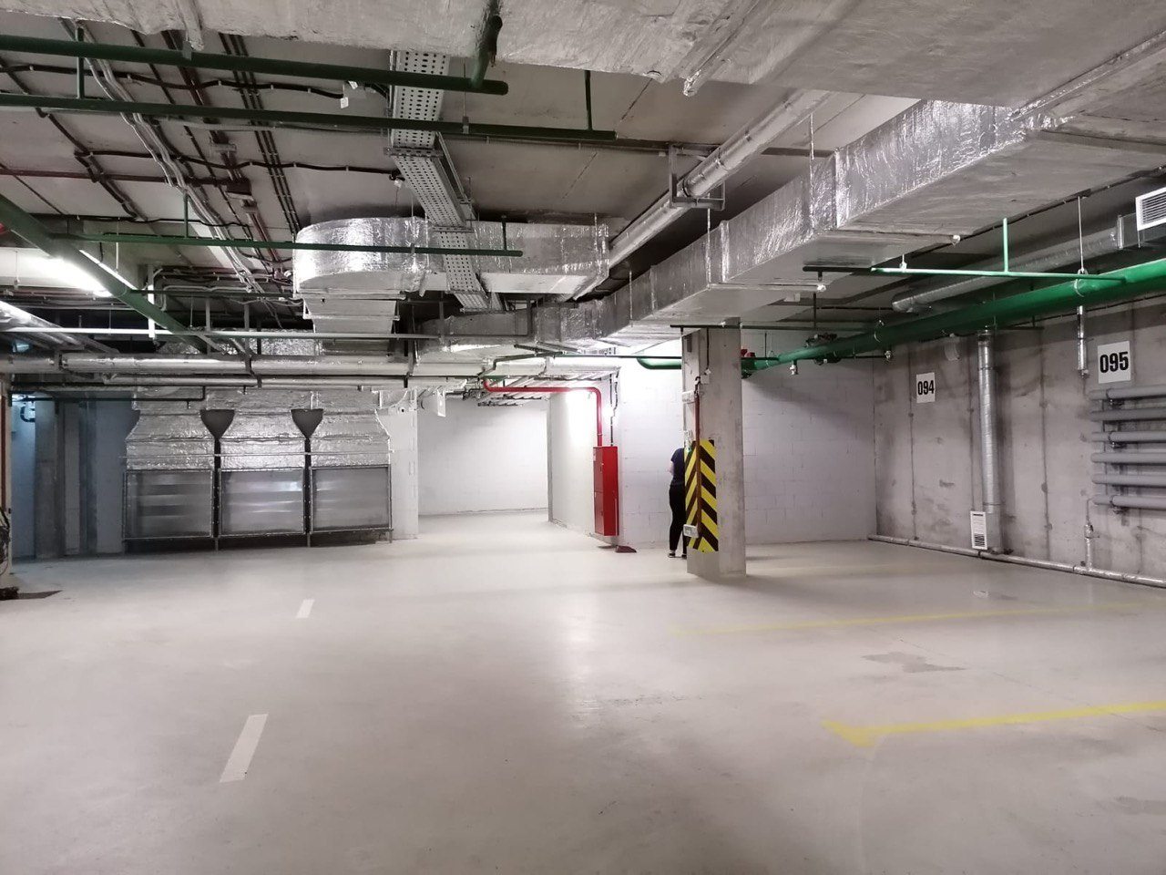 Подземная парковка, Уникальные дизайнерские апартаменты Apartico