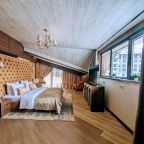 Люкс (Luxury), Отель Vertex