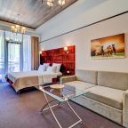 Люкс (Family Luxury), Отель Vertex